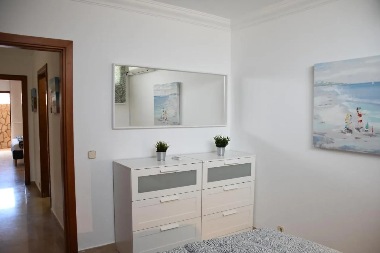 Elsa Tauro Topaz Villa Mogan 0*,  Spain